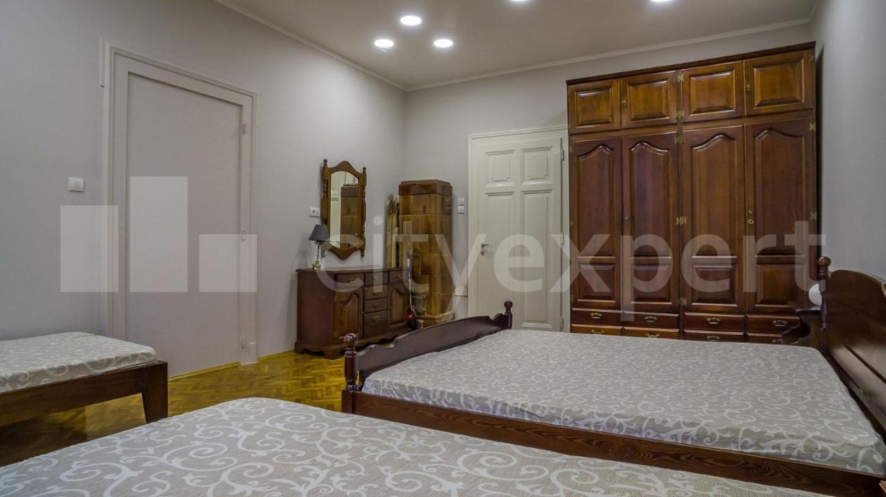 Apartment Downtown In Walk Zone With 3 Bedrooms And Garage Novi Sad